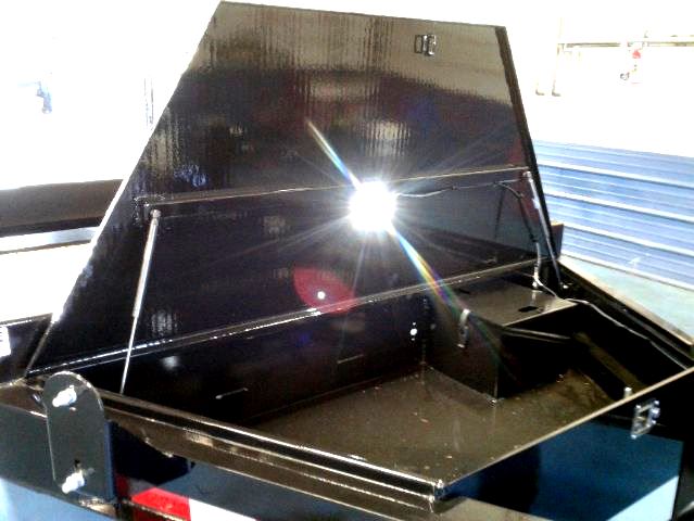 Metzler Trailer Cam 20ft I beam Frame Tilt Side Front