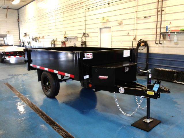 QSA 5x8 Deckover Dump Trailer - Front